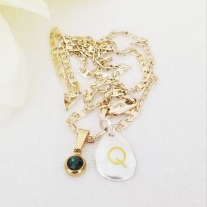14K Gold Plated Q Letter Women's Necklace. White/green. New